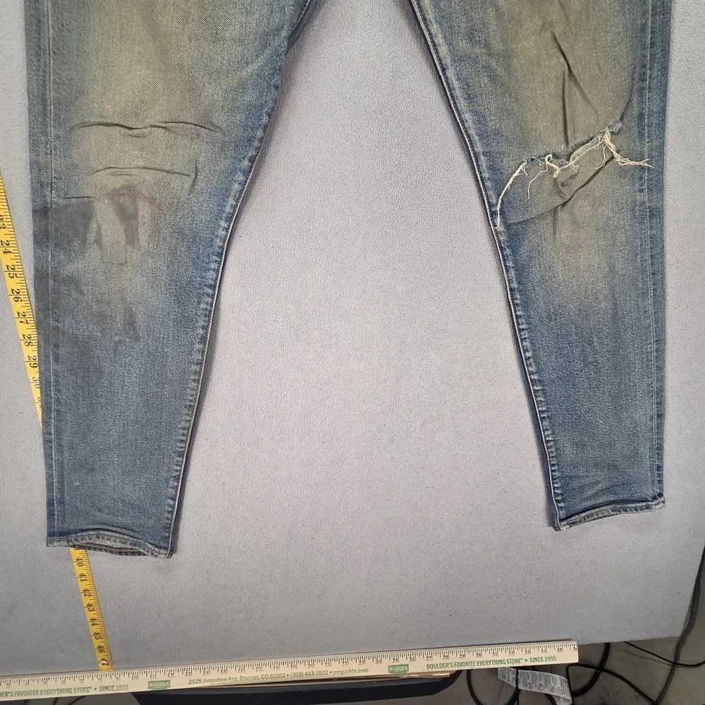 Levis important sizing